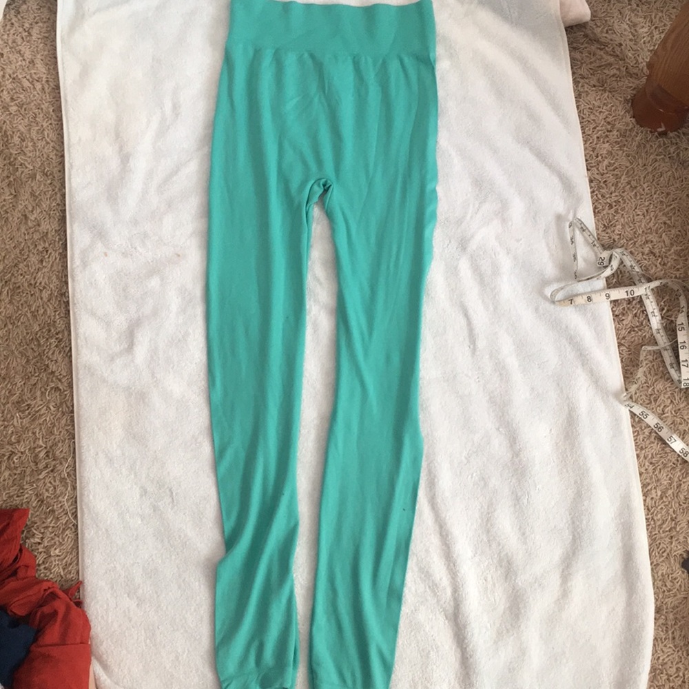 Stretchy Teal Leggings